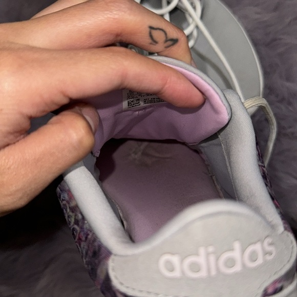 Adidas Cloudfoam Shoes - Picture 7 of 9